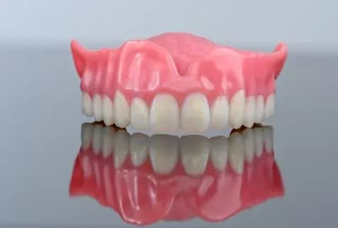 Hochwertige digitale Totalprothetik – Modernste 3D-Druckverfahren nutzen